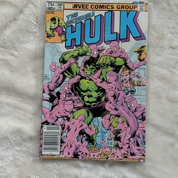Hulk Comic Book Lot - 280s - Picture 2 of 8